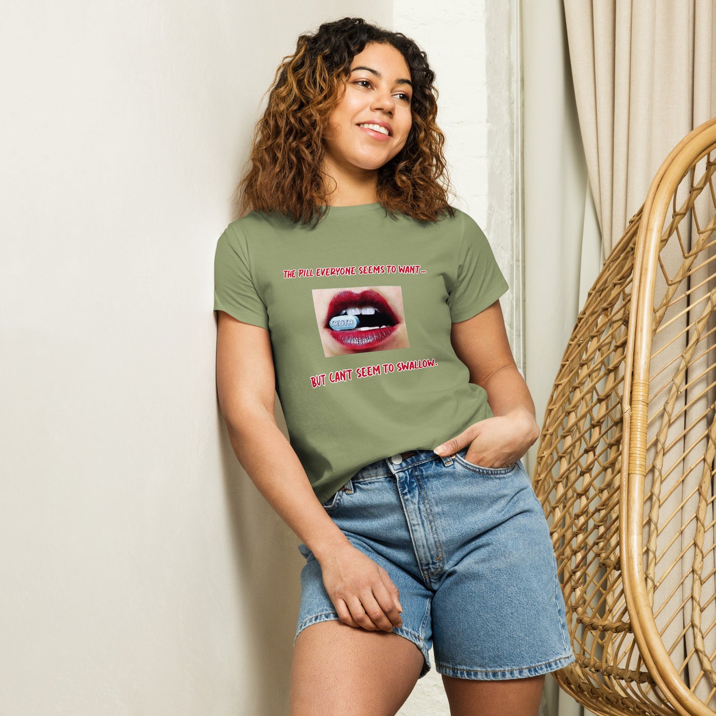 Women’s high-waisted t-shirt