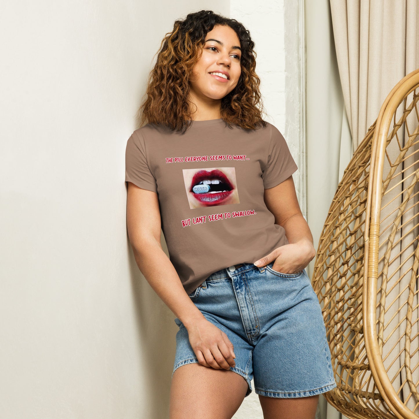 Women’s high-waisted t-shirt