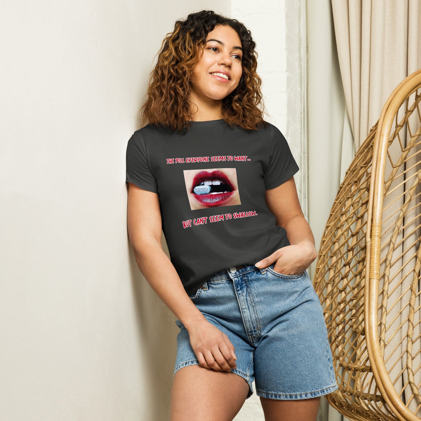 Women’s high-waisted t-shirt